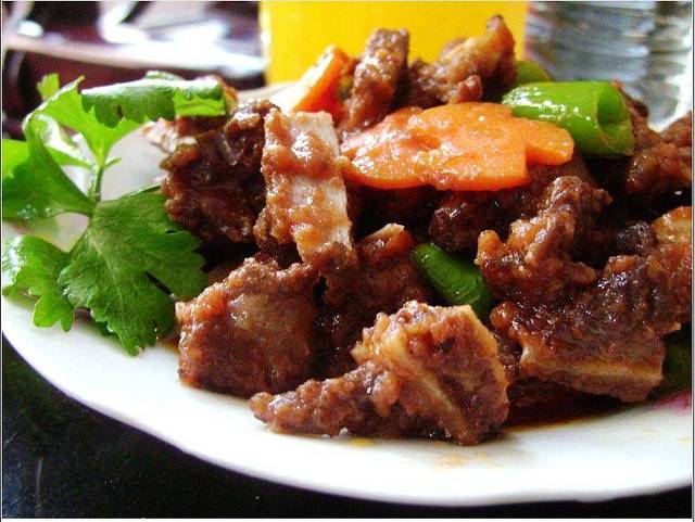 吴记酱骨炖菜馆(西大直街店)