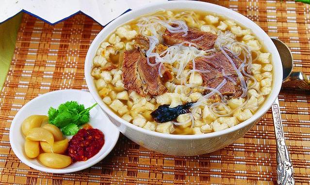 马峰小炒牛羊肉泡馍