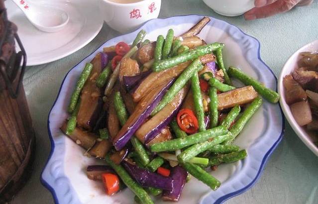 唐师傅湘西名菜馆(武陵路店)