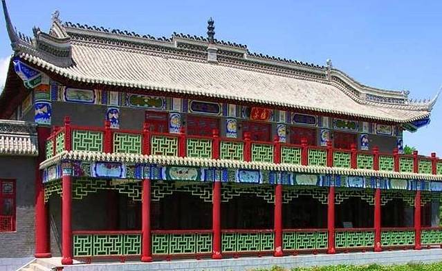 锡伯龙生态园(金殿总店)