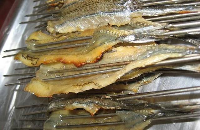 清真磊磊烧烤老店(饮虎池街34号店)