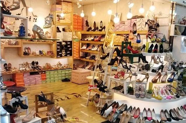 钟阁地下购物中心