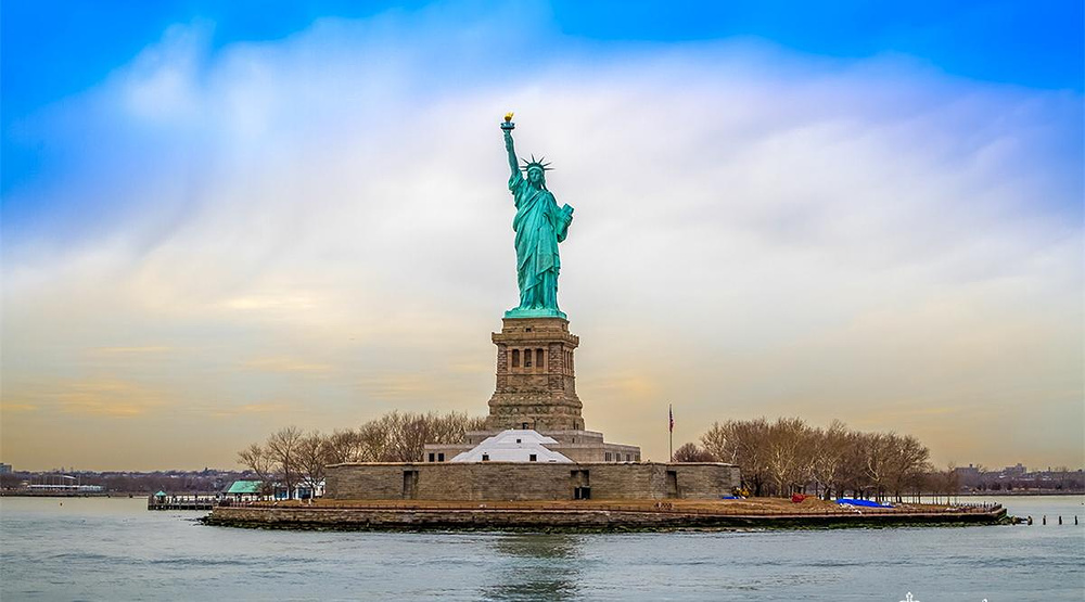 纽约尼克斯实时比分更新 球迷必看最新赛况与数据动态