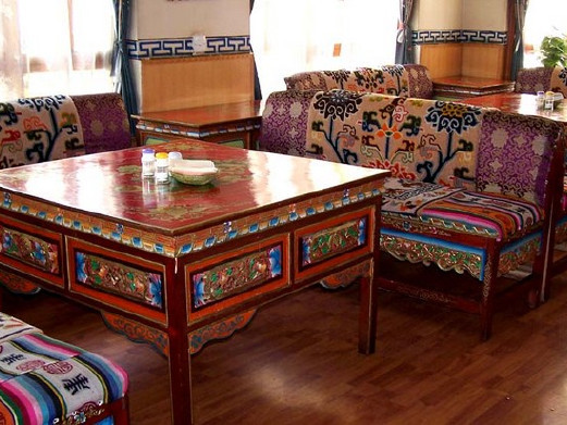 五彩雪域藏餐馆