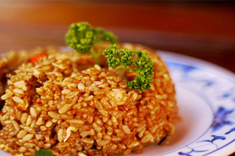 虾酱炒饭