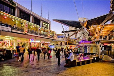 皇后街购物中心