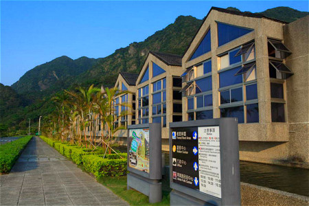 东部海岸国家风景区碑