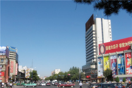 大世界购物广场(解放西路店)