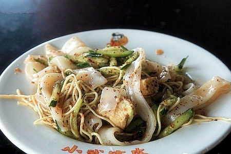 小武凉皮中式快餐(华联西店)