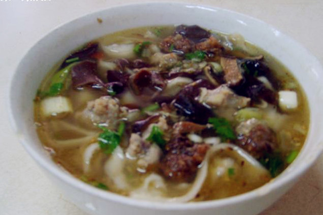 贺莉嫂北二巷香菇芙蓉面(抗大商厦店)
