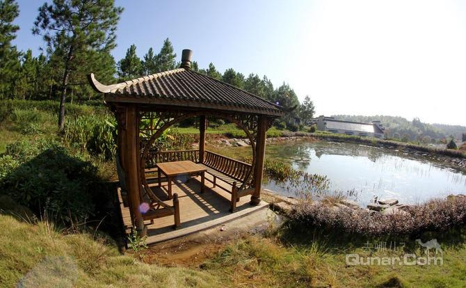 价值388元的宣城泾县银海山庄豪华商务单间入住1晚,免费wifi,免费早餐