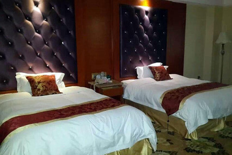 【河东区】梧州藤县牡丹大酒店