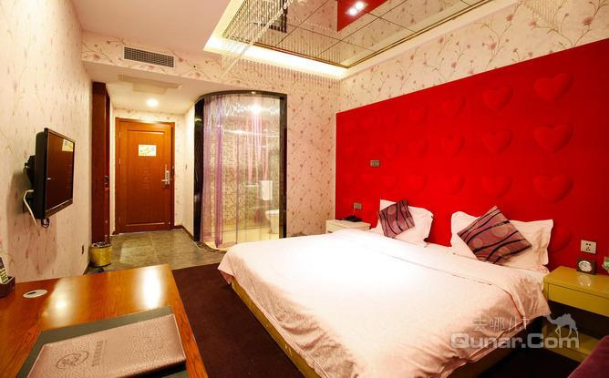 价值238元的合肥铂金湾精品酒店入住1晚,主题电动圆床房(带按摩浴缸)