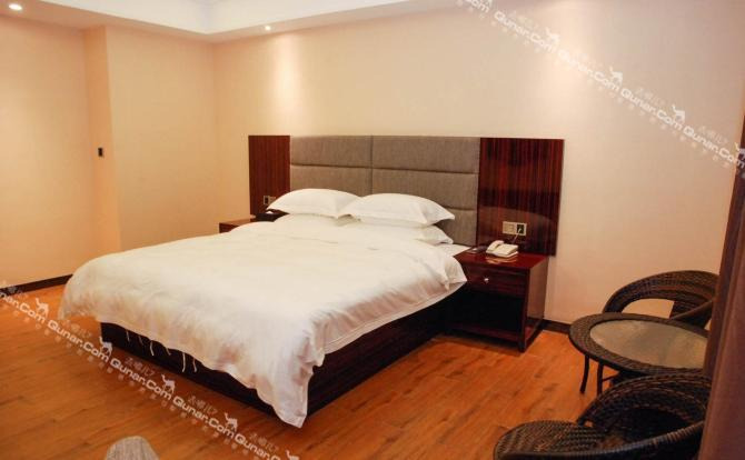 仅188元!价值268元的东莞丰汇酒店豪华单人房入住1晚,免费wifi.