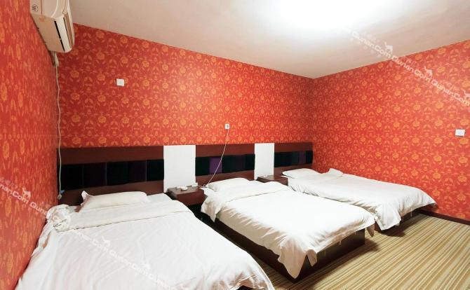 仅118元!价值198元的新乡宏景商务快捷酒店三人间入住1晚,免费wifi.