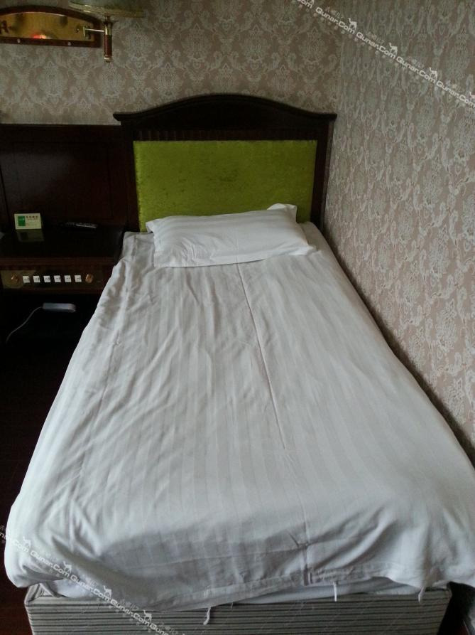 仅9元!价值60元的昆山华达宾馆普通间入住3小时,免费wifi.