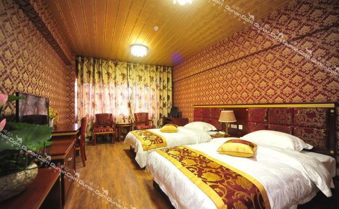 【西山区】昆明银大假日酒店