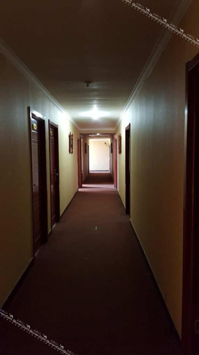 【红星街】商都东风快捷宾馆