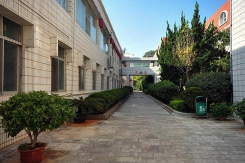 【抚仙湖风景区商圈】澄江抚仙湖象山宾馆