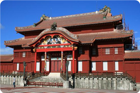 成都出发日本冲绳 浪漫艾葵雅教堂 残波岬灯塔驻足 夕阳万座毛,细数