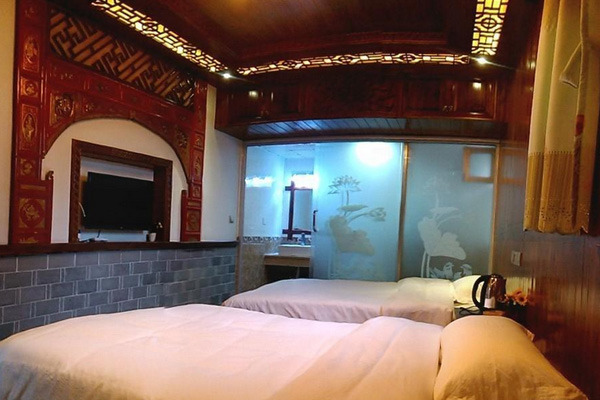 西递宏村3天2晚半自助跟团游——含导游 旅游车费 市区升级四星住宿