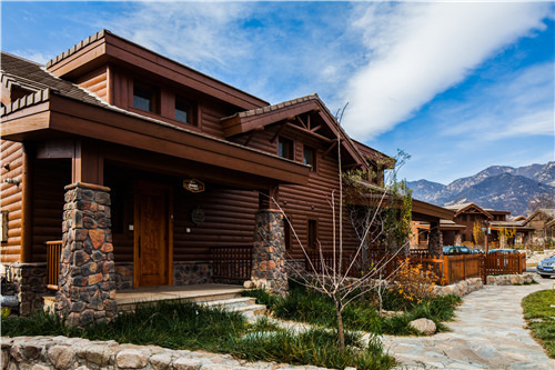 奥伦达部落美国西部度假小镇住宿一晚(含早) 古崖居风景区门票 西镇