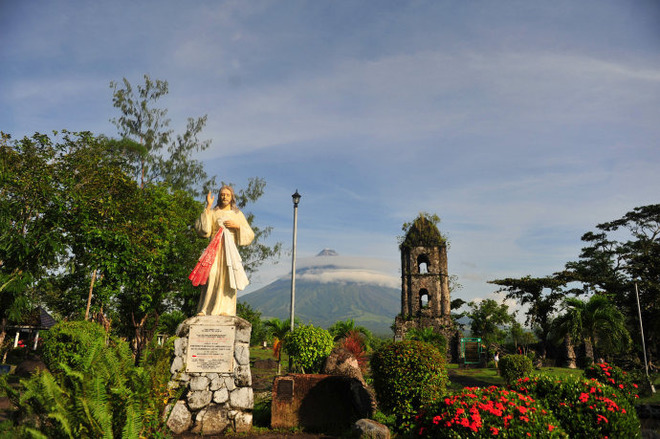 菲律宾阿尔拜省 hoyop-hopan 洞穴及卡格萨瓦废墟之旅