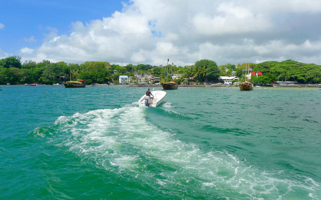 海行旅游 毛里求斯一日游 东部鹿岛滑翔伞海底漫步 旅行自由行