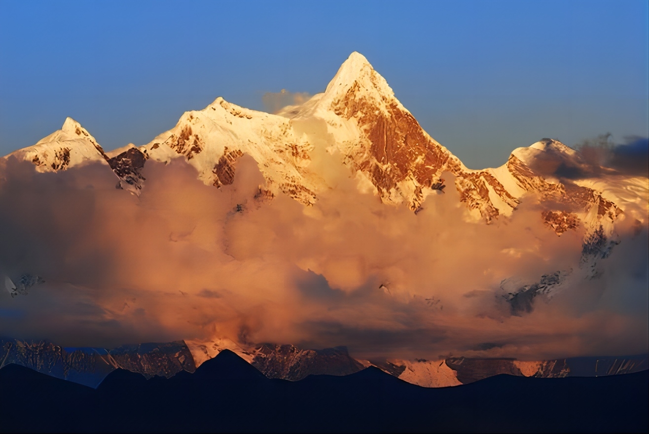 拉萨林芝墨脱7日12人团纯玩0自费嘎瓦龙冰川仙境墨脱雅鲁藏布江打卡