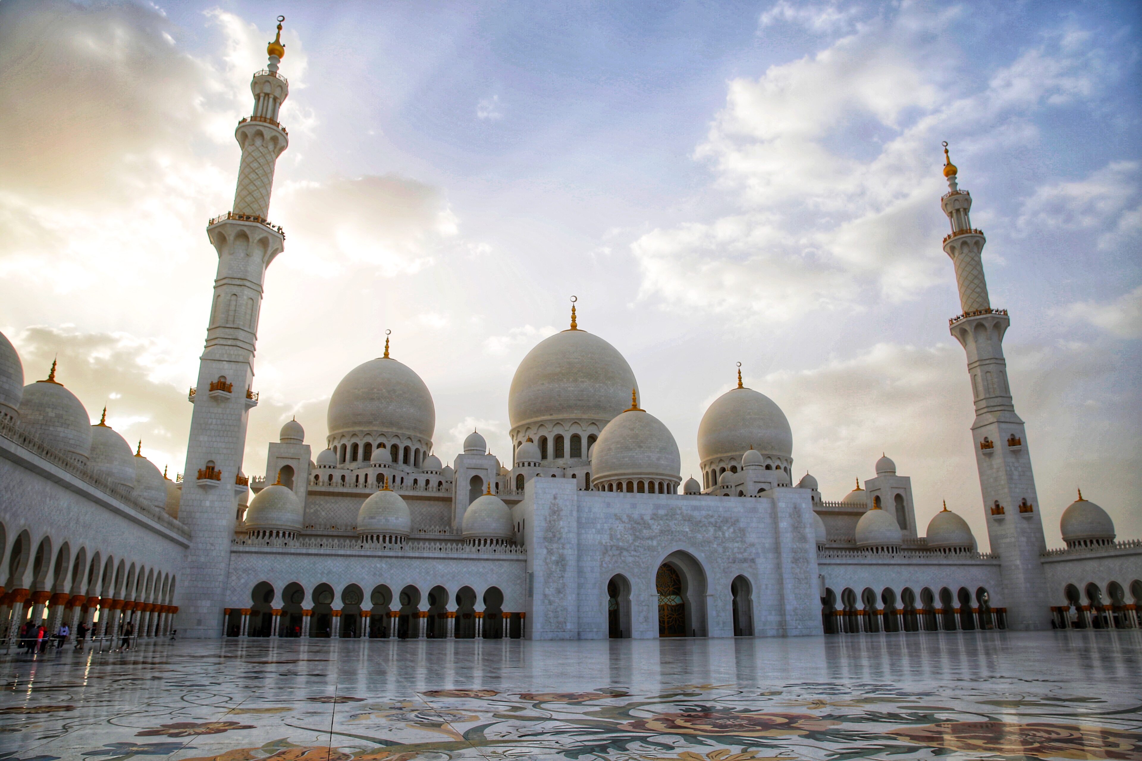 扎耶德清真寺无购物地址:阿拉伯联合酋长国迪拜亚斯水世界乐园无