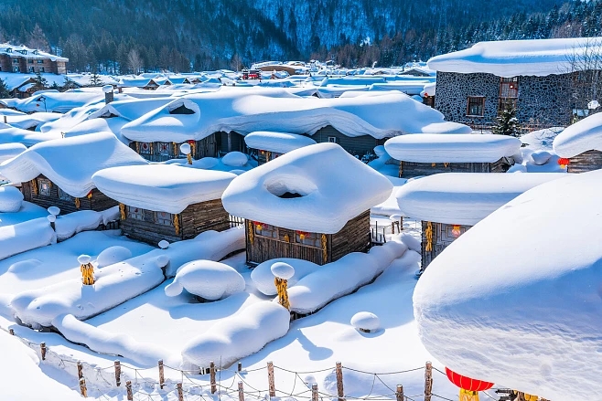 哈尔滨雪乡5日豪华10人小团76贵族滑雪赠二次滑雪围炉煮茶寒地温泉