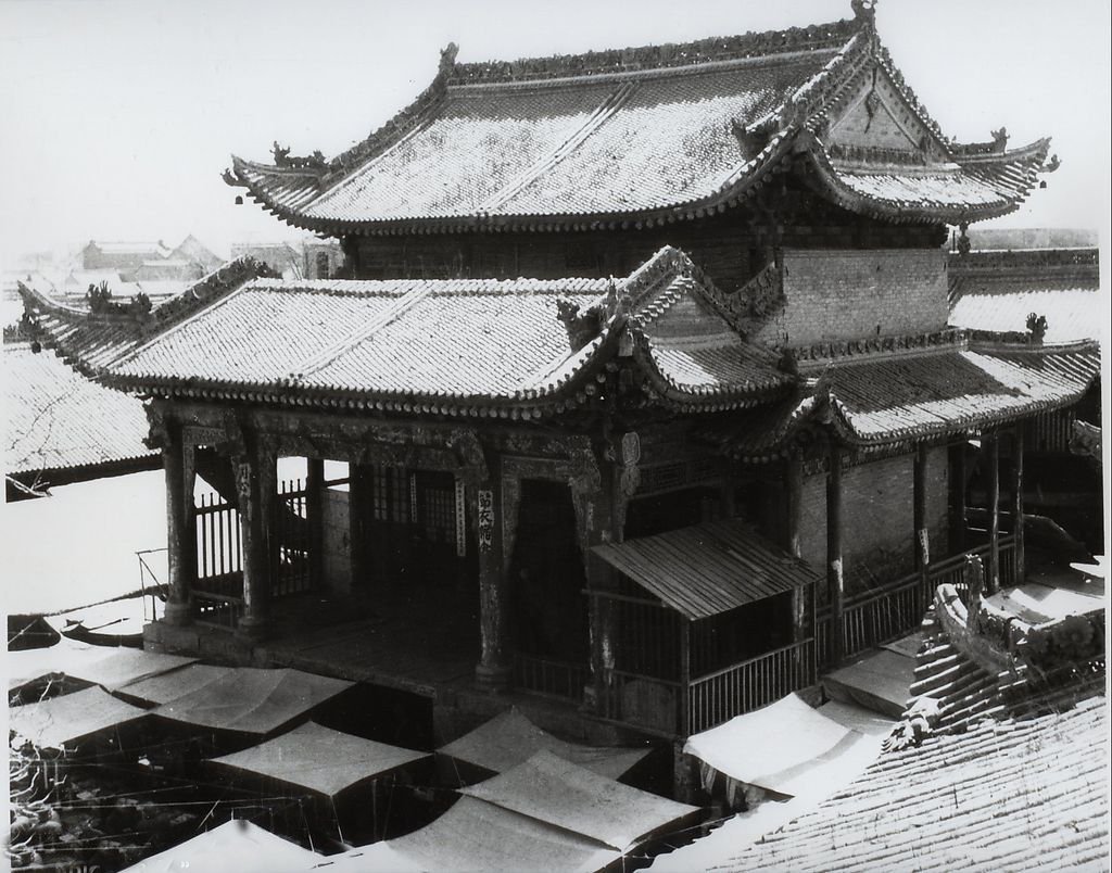 西安城隍庙占地约11024平方米,建筑面积约4466平方米,始建于明洪武八