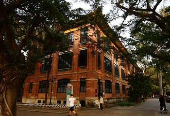 中山大学(广州校区南校园)第 3 张图片