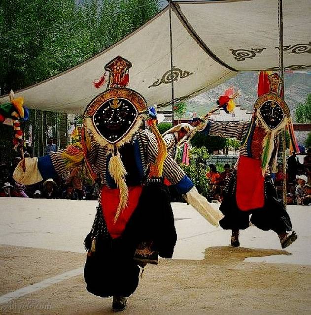 娘热民俗风情园